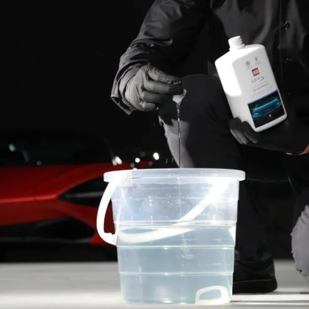 Ultra High Definition Shampoo - 1L